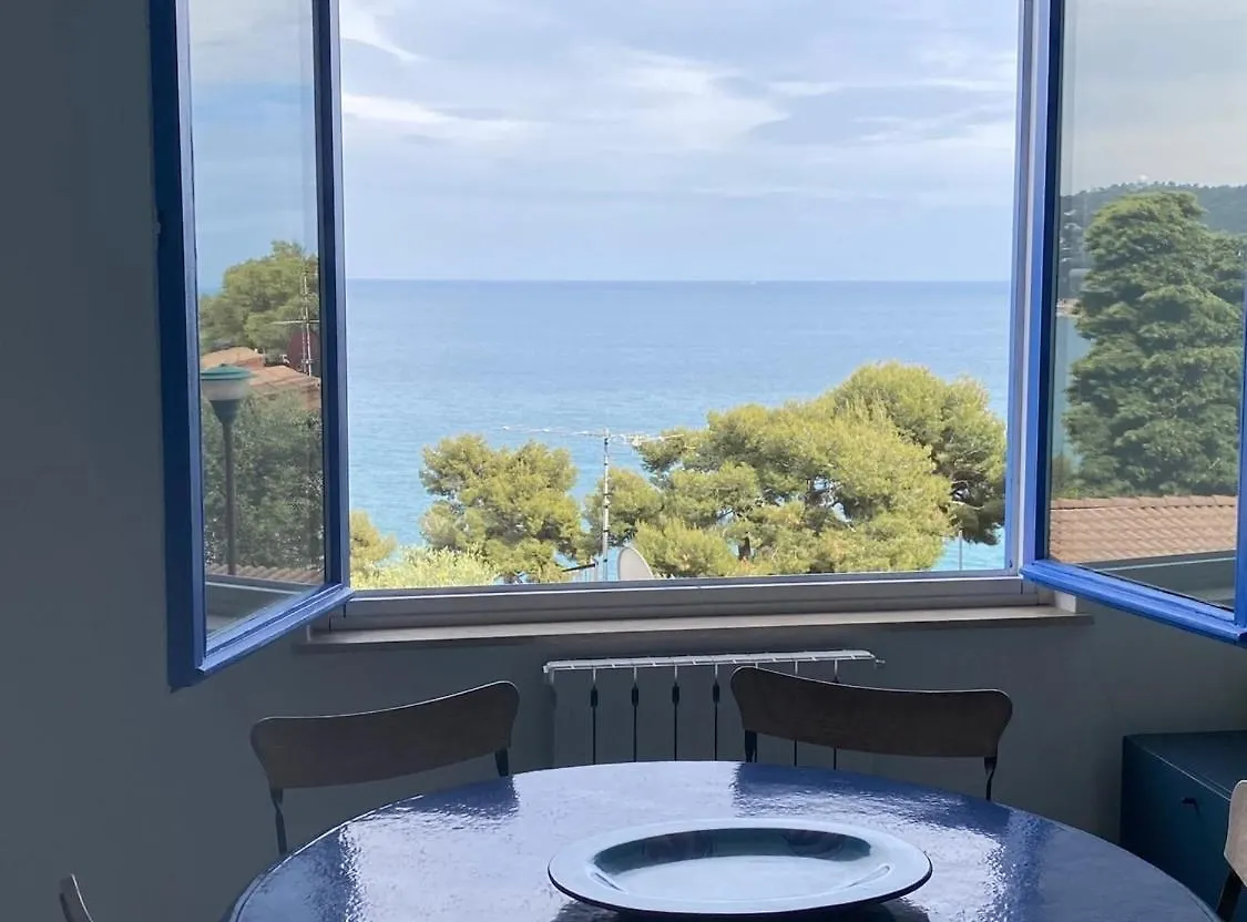 Casa Sul Mare Per 5 Persone, Spiaggia Privata, Piscine E Campo Da Tennis Andora Holiday home